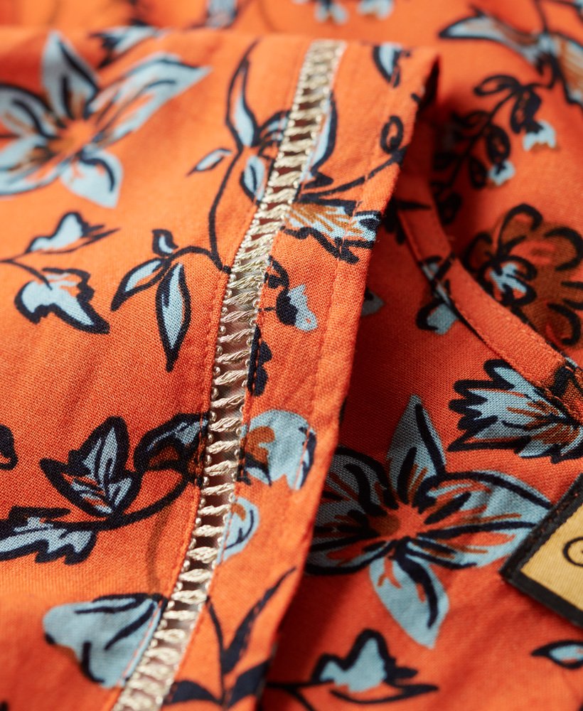 V-hals midi jurk met bloemenprint en plooien – Lisa