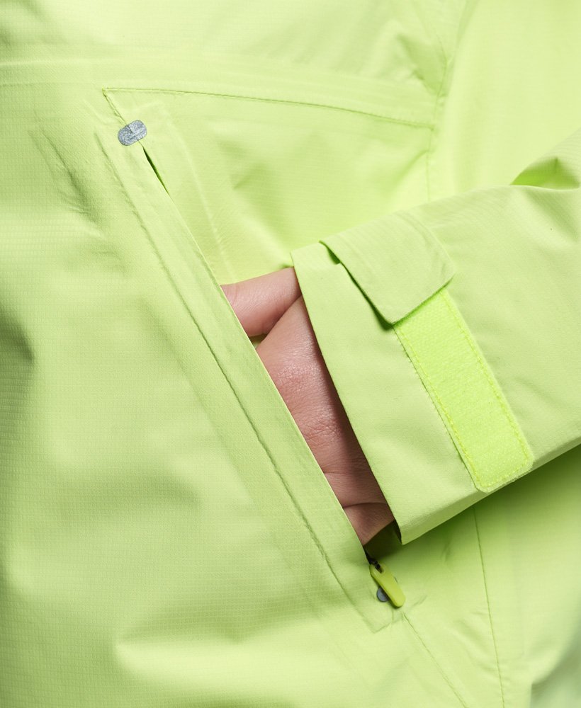 Waterdichte en ademende outdoor jas voor dames – Lisa