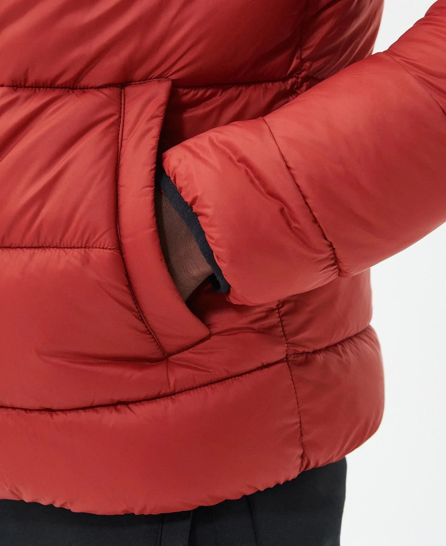 Gequiltde Jas met Capuchon en Steekzakken – Lars